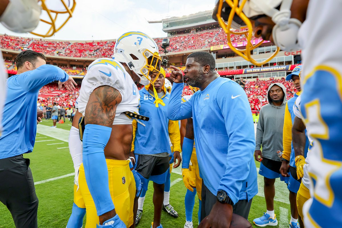 Los Angeles Chargers tweet media