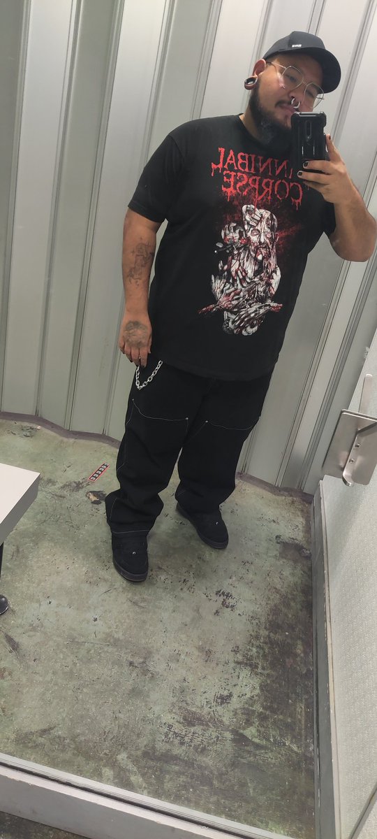 ABoomToRemember's tweet image. Teenage me is proud of the man I've become 😌😌
#selfcare