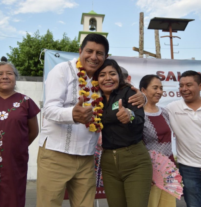 IlseMNolasco's tweet photo. Mis felicitaciones para el gobernador electo Ing. @salomonj , le deseo un cumpleaños lleno de magia y felicidad.

Un abrazo afectuoso desde la cuenca. https://t.co/jEyehlD8vj