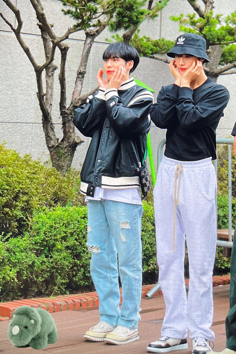 220916 #BX #뽀곤 #병곤 #CIX