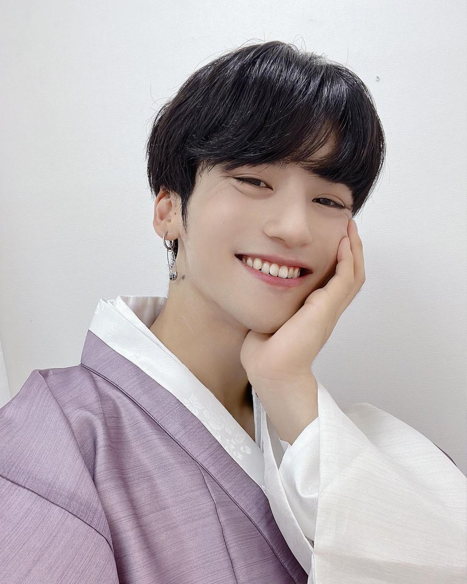 LISTENUP_ARG's tweet photo. [10.9.2022/Instagram]💚 Actualización de Beomhan: 

"¡Feliz Chuseok! Espero que todas/os hayan tenido un día maravilloso~ 💕" 

•[𝘾𝙧𝙚𝙙𝙞𝙩.: Ig: mont_arena]
•[Trad. por: Listen Up! - Argentina]

#BEOMHAN #범한 #montarena #MONT #MONTKPOP #몬트 #TraineeKpop #TraineeFM https://t.co/LJKJZ3GK5Z