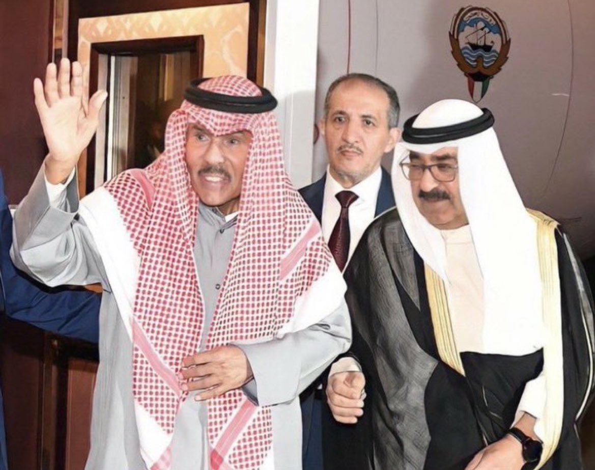 _0u77's tweet photo. أسفرت و أنورت بوجودك الدار 🇰🇼 
الحمدالله على السلامة 
#نواف_الاحمد_الصباح https://t.co/sCScqmm6aC