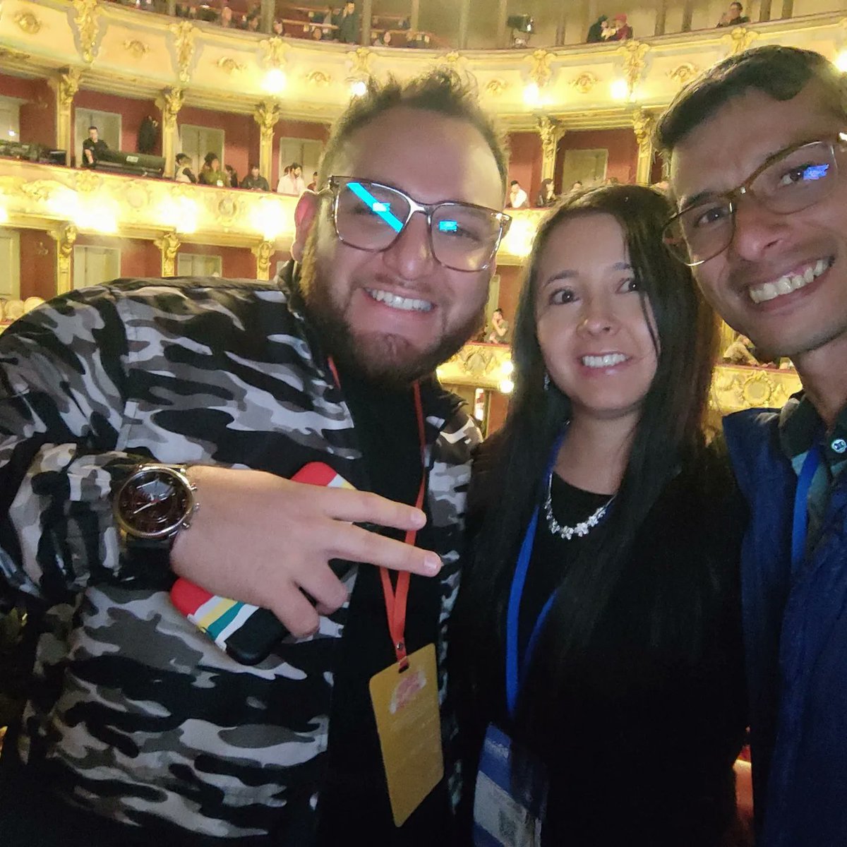 sonGainLatam's tweet photo. En el @BOmm_Bogota 3 días de showcases, charlas inspiradoras, talleres, y sobre todo network para seguir fortaleciendo lo que ofrecemos a nuestros artistas.

#BOmm2022
#Web3 #musicbusiness #nftartists #NFATs #spaces #solana https://t.co/7IZaq3pG4F