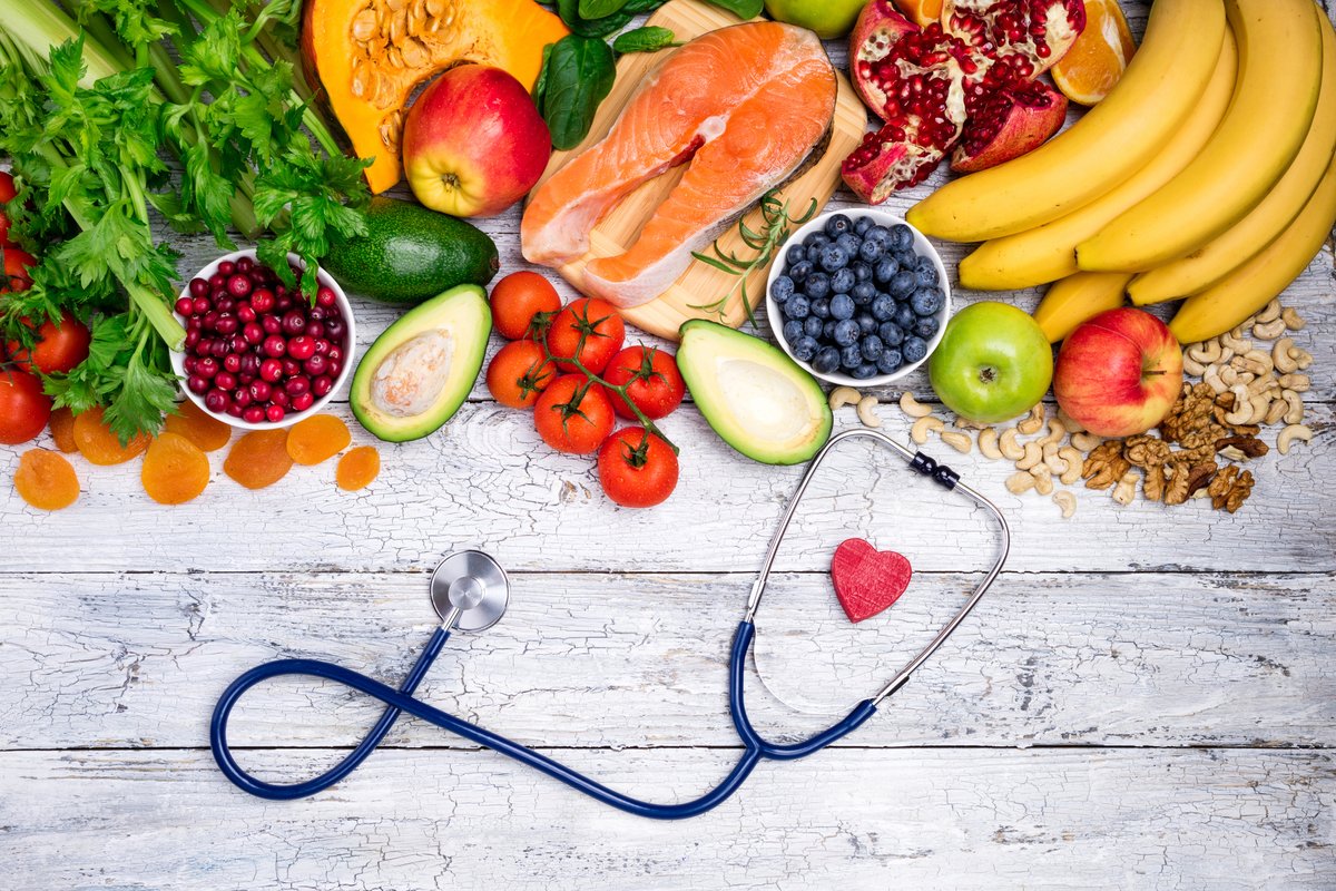 Help keep you heart in shape with our health-heart diet guide.

medicine.com/health/healthy…
