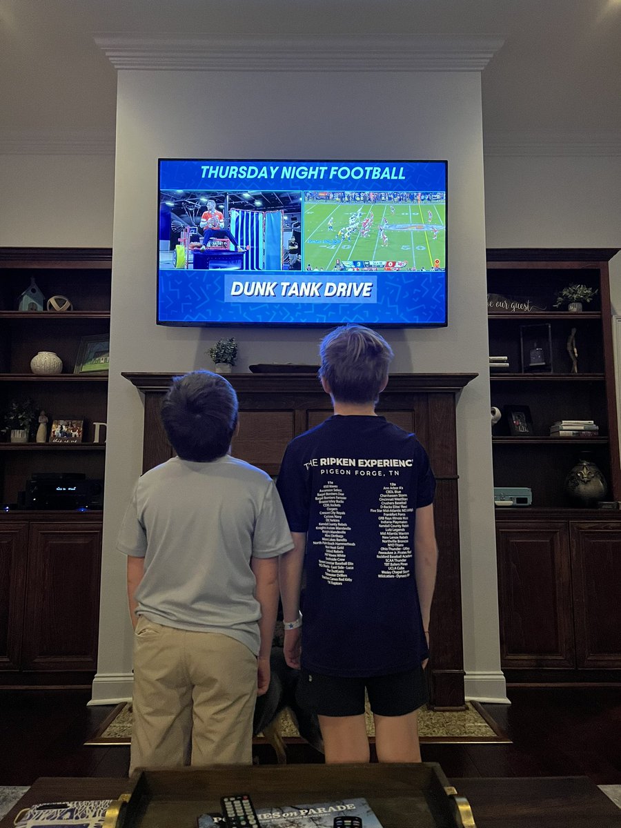 danieldumas's tweet photo. The boys vote that all games have @DudePerfect broadcasts from now on! Well done gentlemen and @PrimeVideo 
#TNTFootball https://t.co/Loix43e9zl