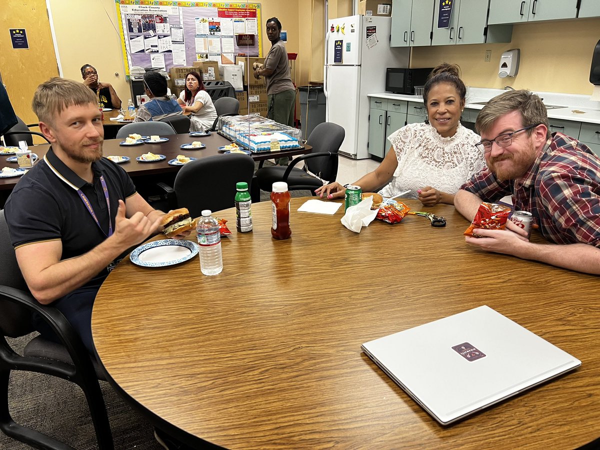 LJHSLions's tweet photo. We’re proud to announce that Lawrence earned the highest NSPF in middle school growth in Region 2! We had fun celebrating the fruits of our hard work while recognizing the real superstars: our students.
“Our PRIDE leads to your success.” #LJHS #CCSD #LawrenceLions https://t.co/WmQIzCzcyy