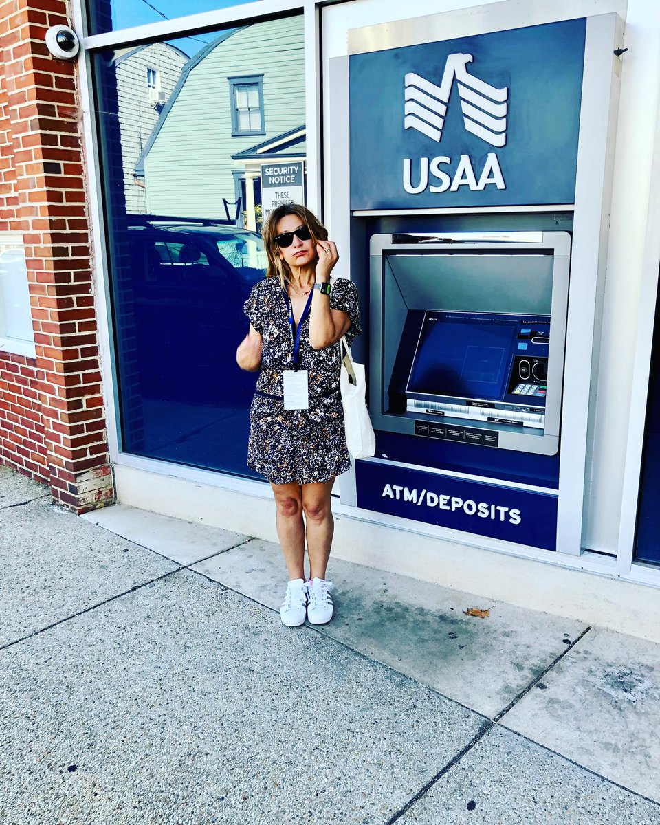 ElectricKatica's tweet photo. #thebestbank #myfavorate #usaa @USAA https://t.co/F7mjhlz4MX