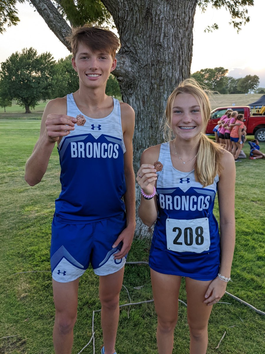 cpsbroncos's tweet photo. Congrats to all our Bronco runners today. Grace Schernikau placed 6th and Clinton Turnbull placed 15th. Good job Bronco Runners! https://t.co/gii6WsFj5l