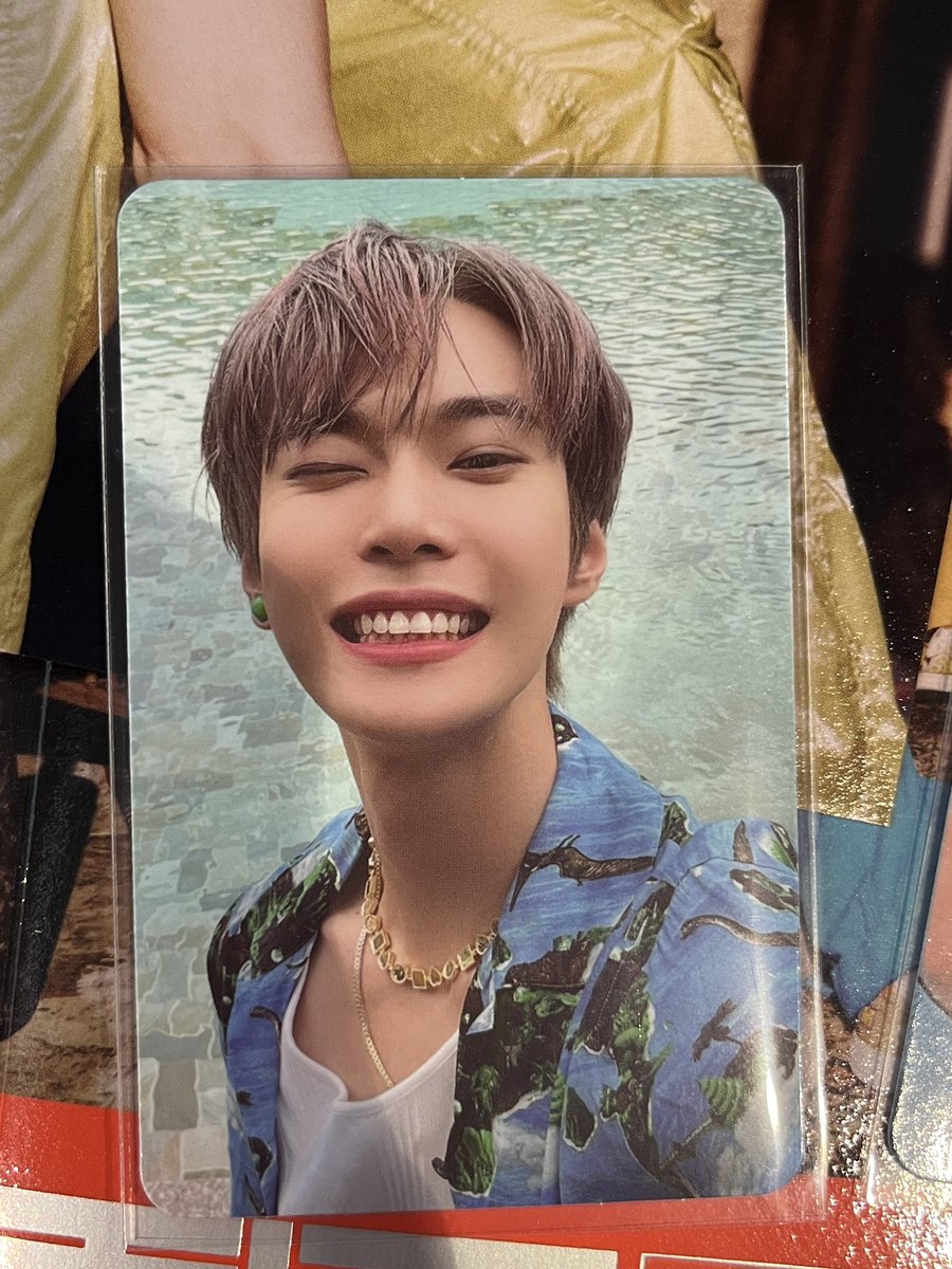 ddoingxo's tweet photo. NO FREAKING WAY DOYOUNG?? https://t.co/kHNESH4iUa