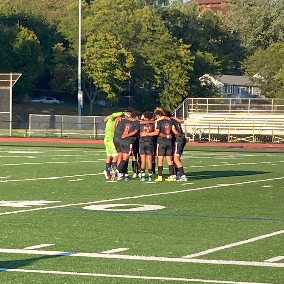 That’s a W for the Boys Soccer team vs Everett
<a href="/EHSAthletics15/">Everett Athletics</a> <a href="/CPS_Chelsea/">Chelsea Schools</a> <a href="/EverettMASchool/">EverettMASchools</a> <a href="/ChelseaRecord/">ChelseaRecord</a> <a href="/LeagueBoston/">Greater Boston League</a>