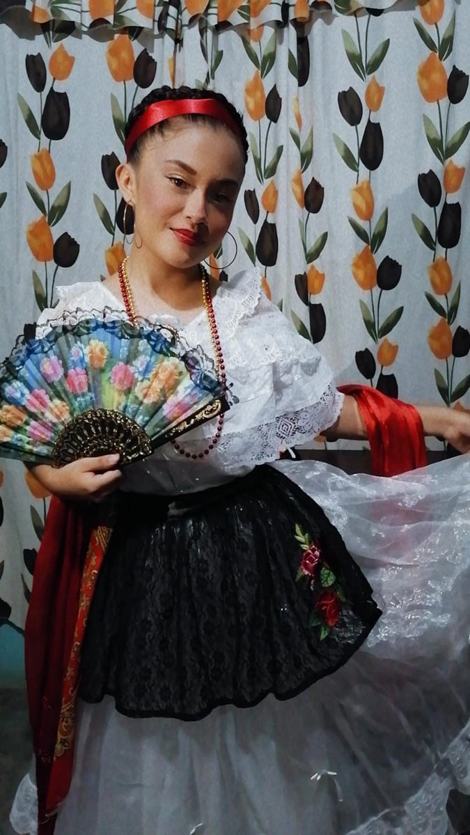 No sé pero maquillada me veo como señora jsjjs

Que viva México y T1419 

#LosTecas  #LosTecasMexicanos #TecasMexicanos <a href="/T1419_official/">T1419_official</a> #T1419 #티일사일구