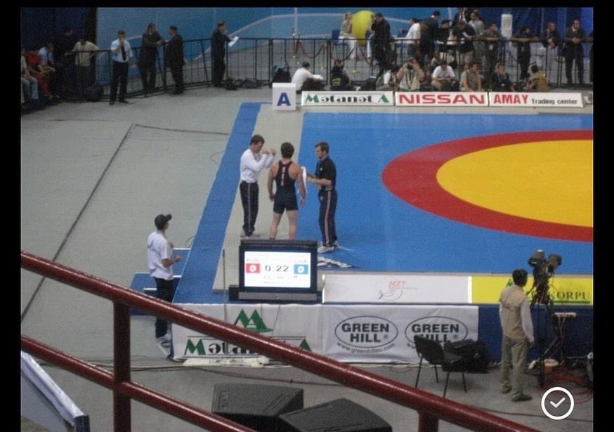 allysonschwab's tweet photo. In honor of the World Championships….throwing it back to 2007 in Baku. @schwabwrestling https://t.co/mgs3kEFU6M