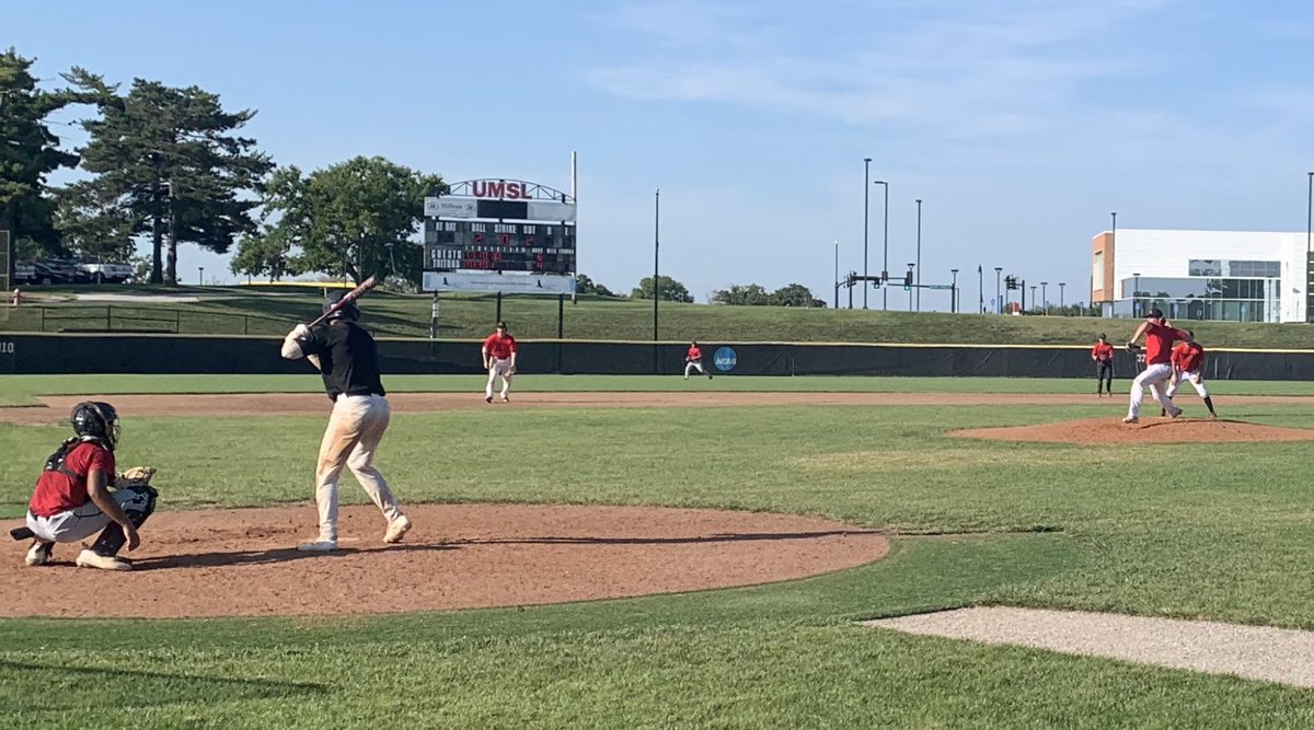 UMSLBSB's tweet photo. Best scrimmage of the fall today!  Boys are starting to figure it out!  Finished with some energy that will carry over to next scrimmage Saturday! https://t.co/0ECYoSRJiS
