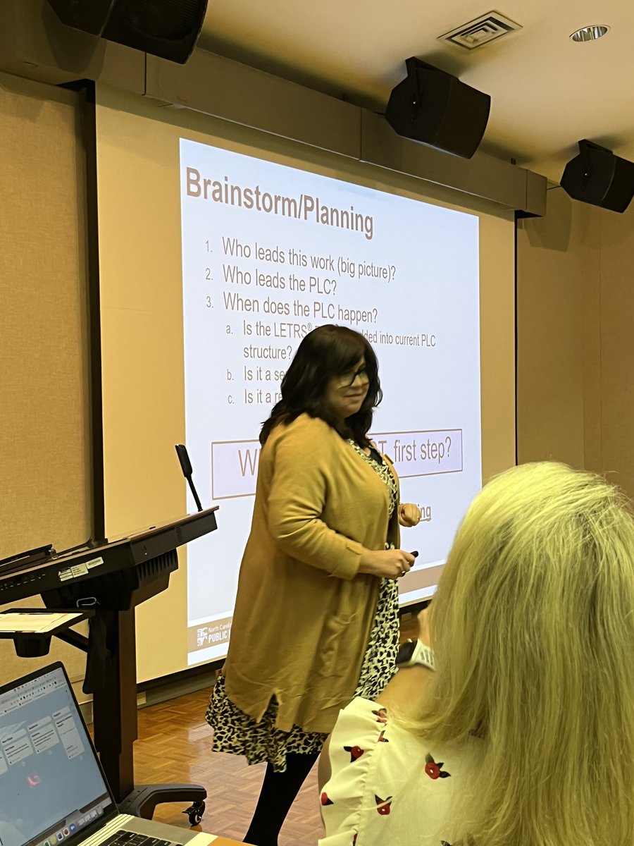 Amy Rhyne tweet media