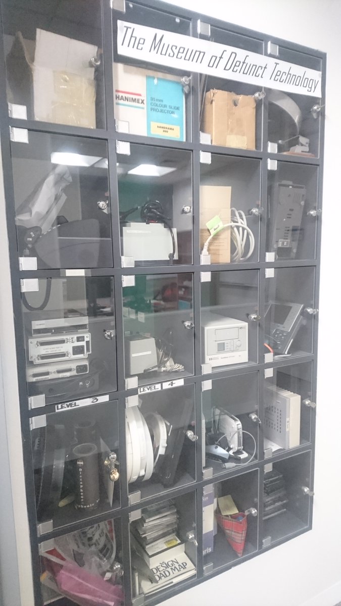 unilibrary's tweet photo. Not all librarians of @unilibrary get to work in our library buildings. So how do we go about jazzing up our offices in other buildings? Here is a behind the scenes look! May I present our Museum of Defunct Technology
#BehindTheScenes #OfficeSpace https://t.co/bzr435TOK7