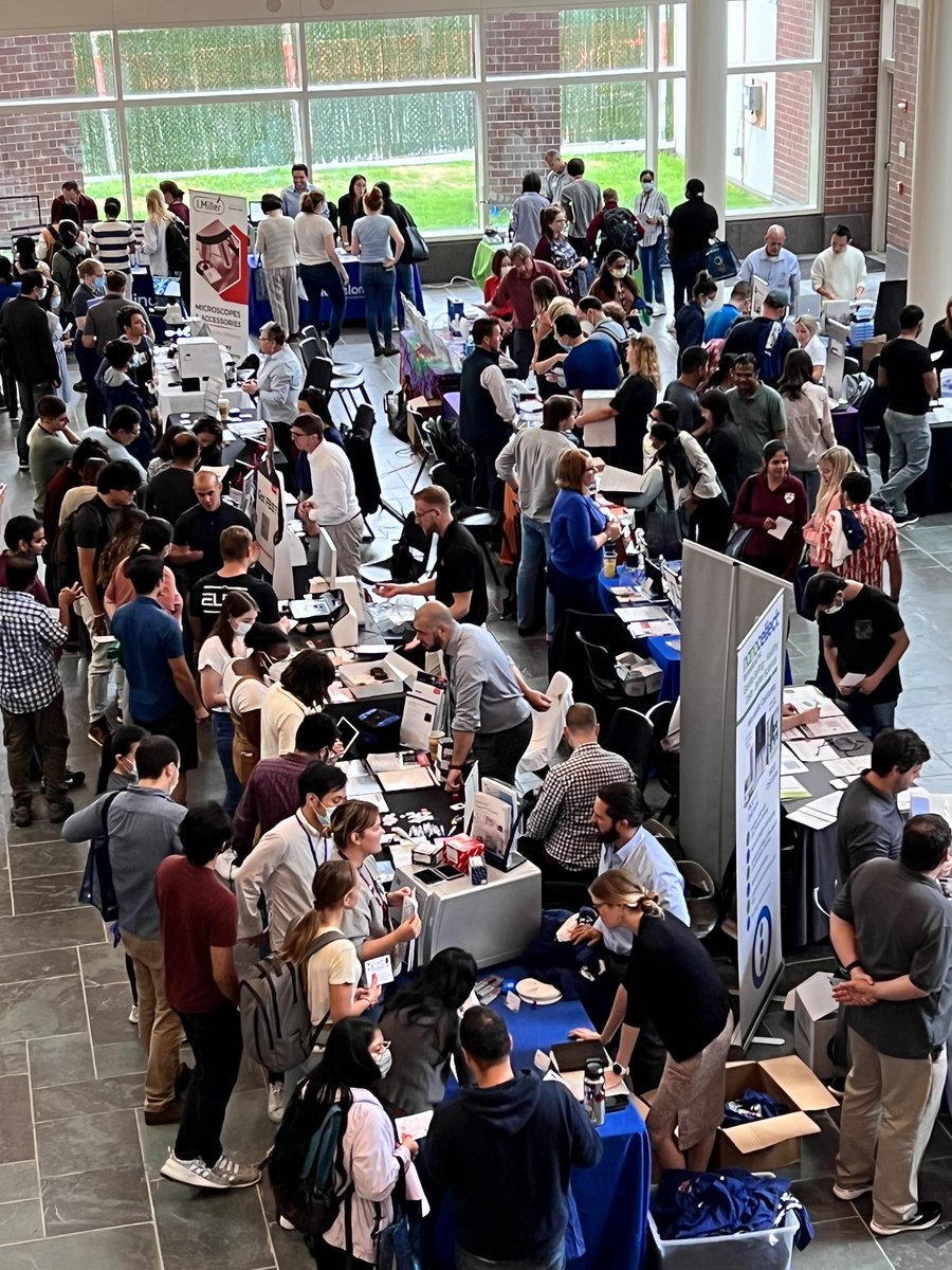 PennPPA's tweet photo. Last week #bpc held the 18th annual vendor show that was a success thanks to the attendees, volunteers, and especially the event organizer Suean Fontenard @DrErythronne. Also thanks to Donna who took these pictures and is our behind the scenes soldier!
#upennbpc #postdocs https://t.co/BhrCzi63Wq