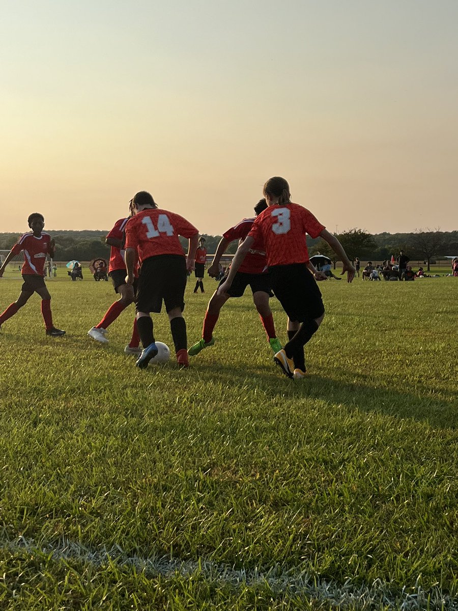 MrsH_SPED's tweet photo. Last night, I got to see a former student take to the field. It was awesome and I hope he has a great season! Go #3!!! ⚽️⚽️⚽️@AmandaEleTweets @Highview6th #Mustangsonthemove #makeyourmove https://t.co/DqBfiLc5Zs