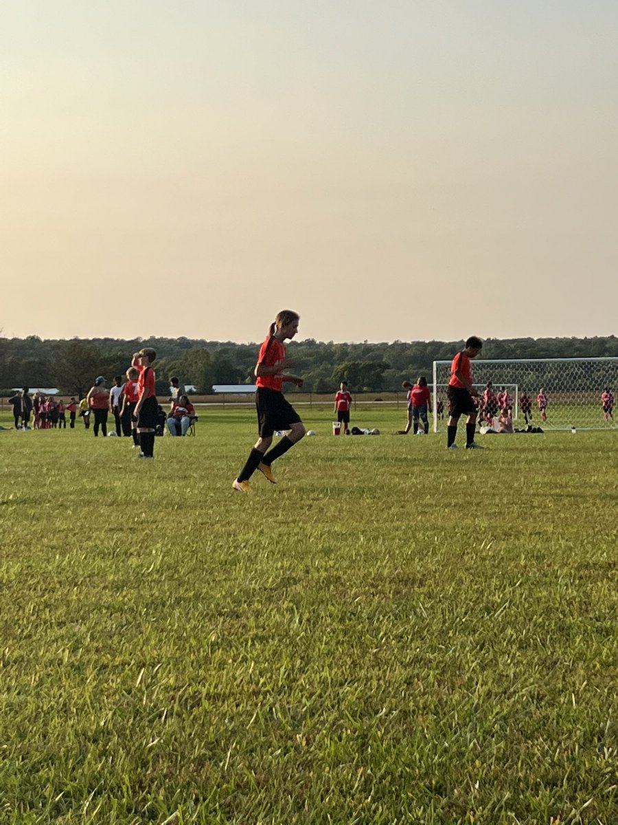 MrsH_SPED's tweet photo. Last night, I got to see a former student take to the field. It was awesome and I hope he has a great season! Go #3!!! ⚽️⚽️⚽️@AmandaEleTweets @Highview6th #Mustangsonthemove #makeyourmove https://t.co/DqBfiLc5Zs