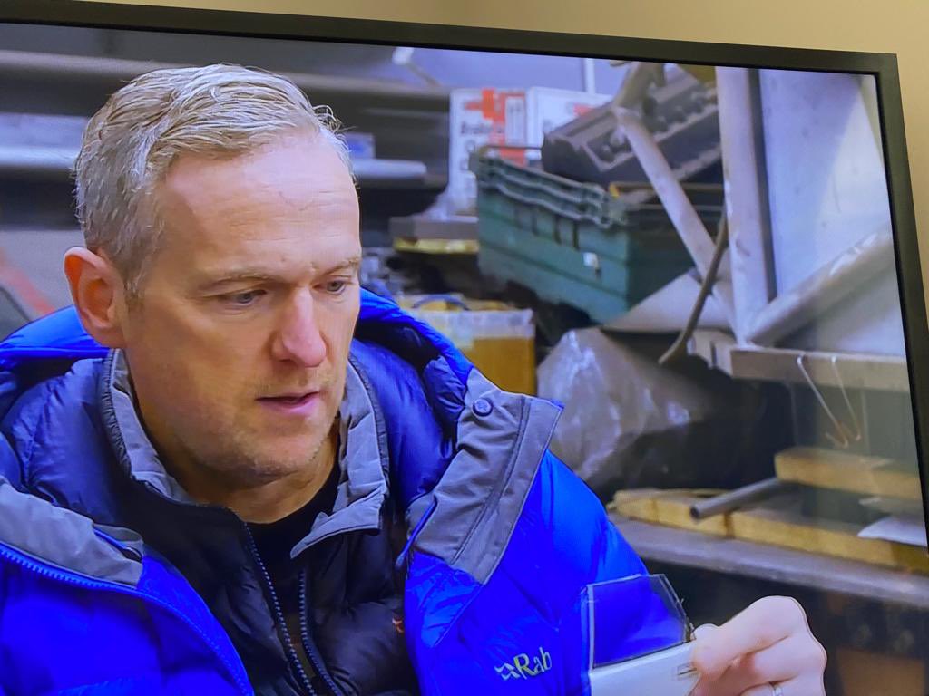 TamiyaUK's tweet photo. Always good to hear about our products being used on TV. We were told about the Vectra on Car SOS… does anyone know why the doors were being cut out?
#tamiya #carsos #vectra #anthonyreid https://t.co/TgcYMGZveR