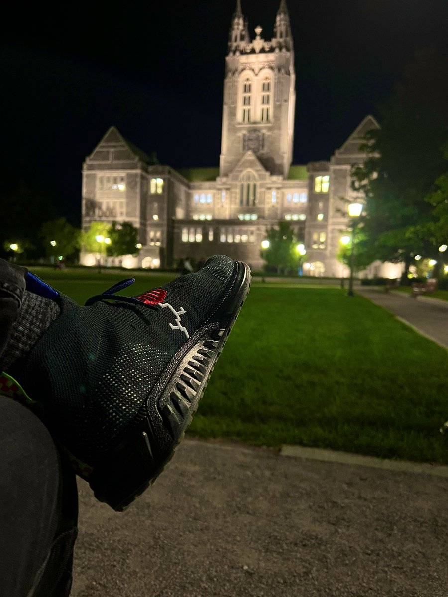 Diomou's tweet photo. Pretty cool I get to say Professor Collen @trademarksaint made my sneakers @endstate @blitmap @BostonCollege https://t.co/Fz3BA6oP8G