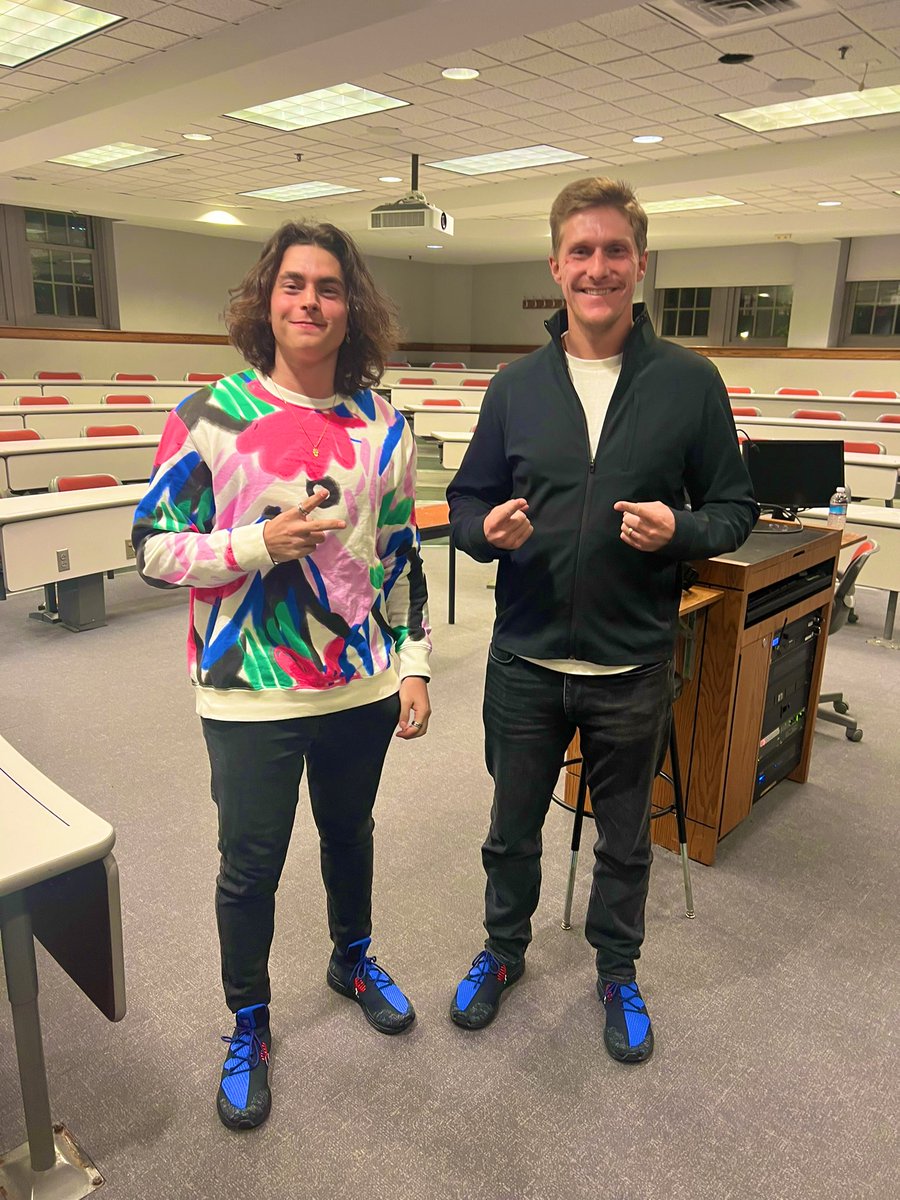 Diomou's tweet photo. Pretty cool I get to say Professor Collen @trademarksaint made my sneakers @endstate @blitmap @BostonCollege https://t.co/Fz3BA6oP8G