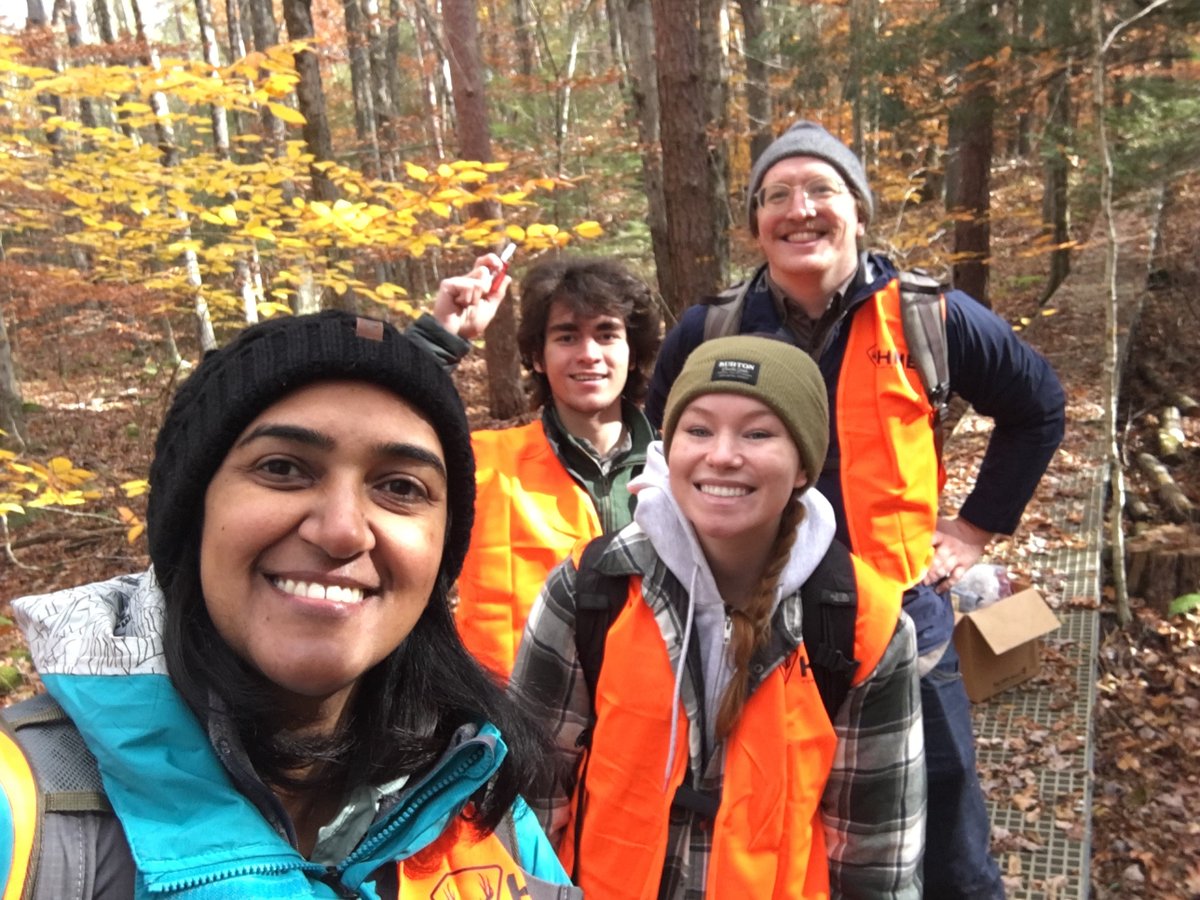 I'm recruiting a PhD student for Fall 2023! Lots of freedom to explore interdisciplinary research, but in the neighborhood of trait-based fungal dispersal &amp; microbial movement ecology across spatial/temporal scales. Please RT! More info on how to apply: balachaudhary.com/join.html