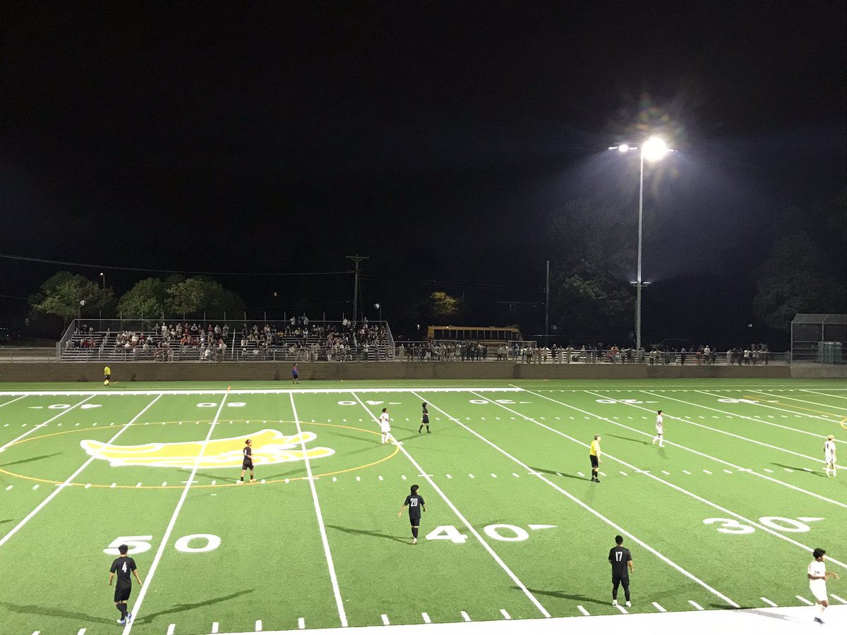 humboldtspps's tweet photo. Humboldt Hawks after dark for the first time in school history at home! https://t.co/AWJ8Q5Miqb