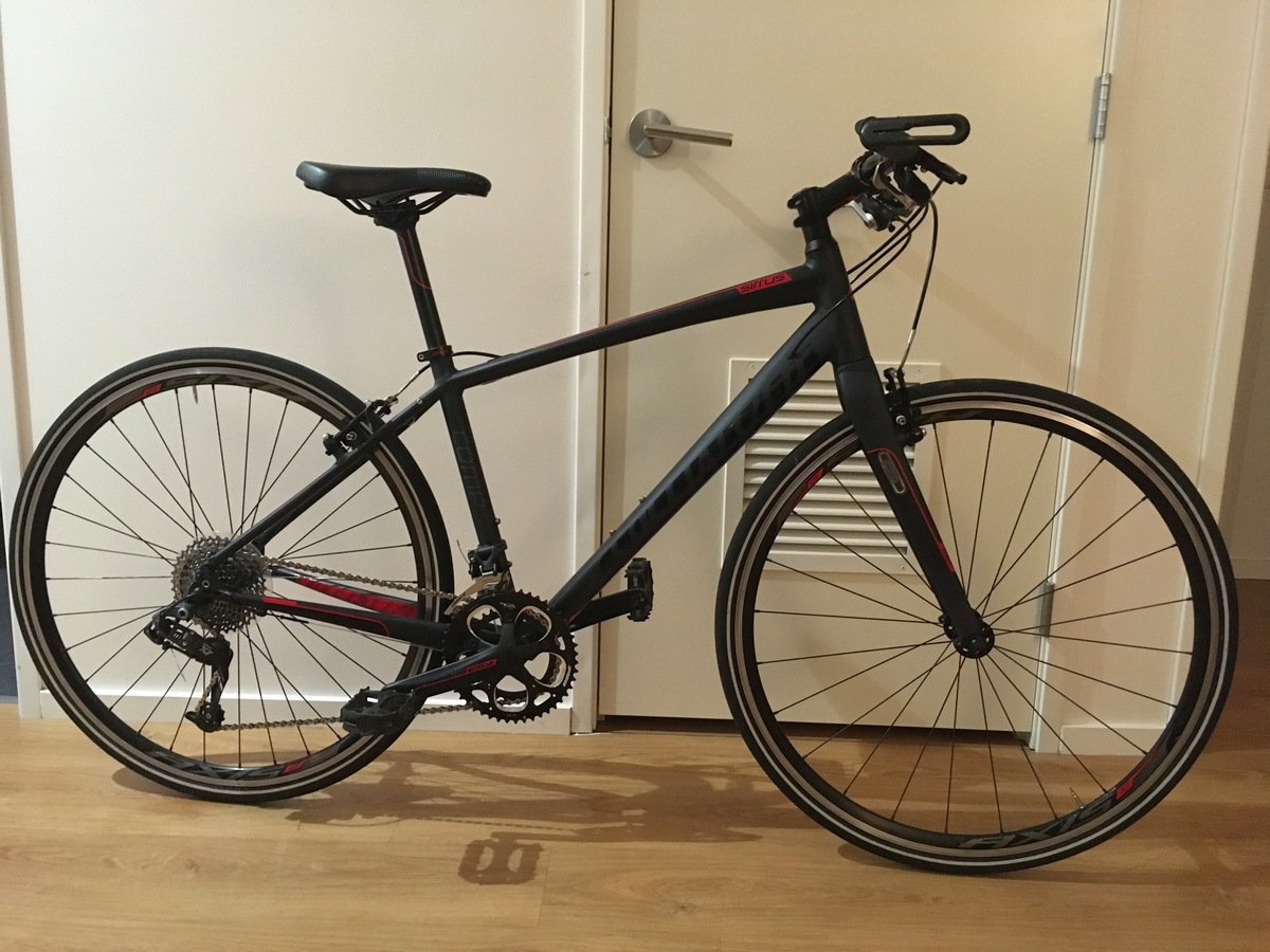 STOLEN - Black Specialized Sirrus A1 in Southwest Hills bikeindex.org/bikes/1400313