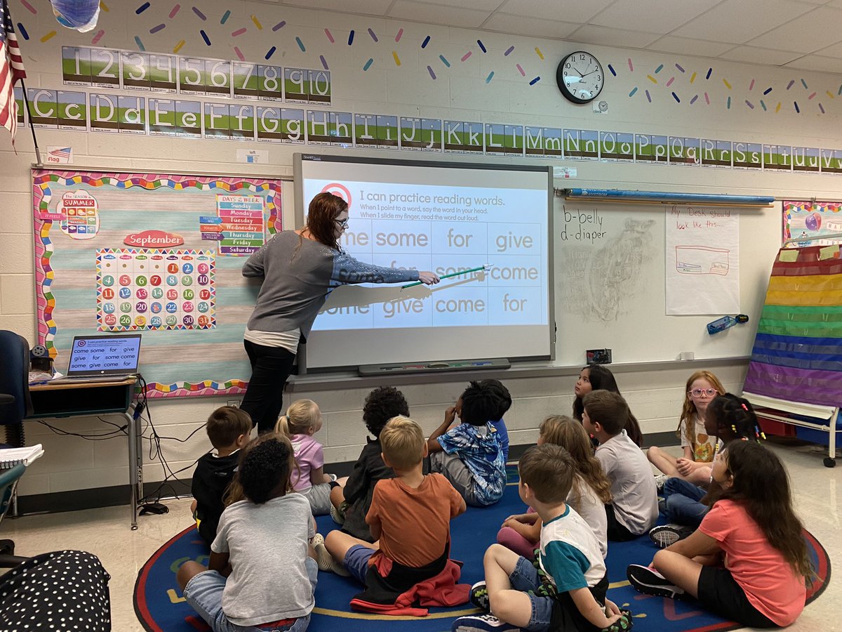 ashleymalk's tweet photo. One of my favorite parts of working at @CedarForestES is being able to observe and learn from others. Today I was lucky enough to spend some time with Mrs. Sanders’ incredible class. Thank you for allowing me to join you in your learning! https://t.co/x3FJnTpMdJ