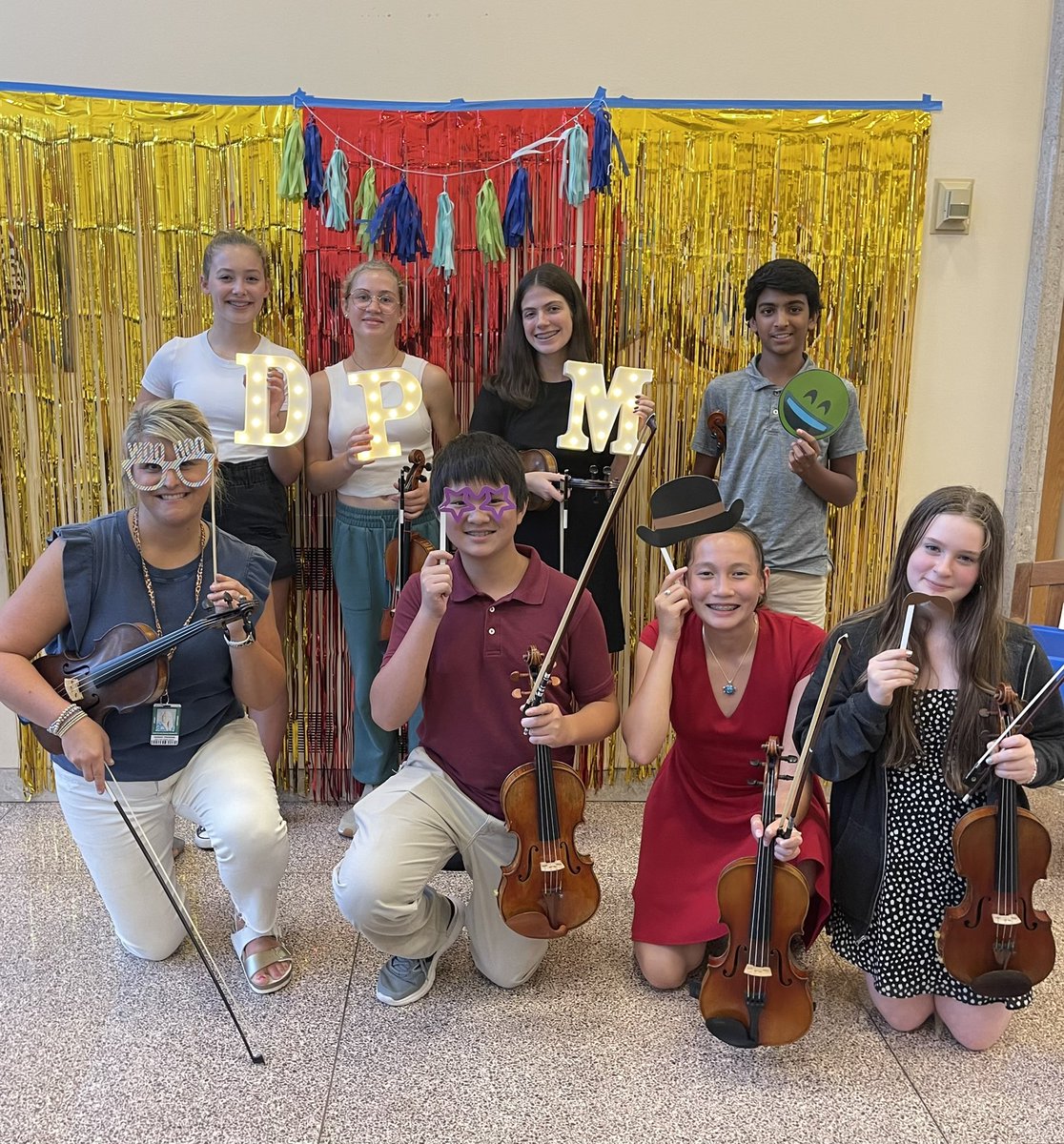 Orchestra students are the best! Rockin’ out in the 5/6 Lobby at Back to School Night
<a href="/WeAreDeerPath/">Deer Path Middle School</a> <a href="/LakeForestSD67/">Lake Forest School District 67</a>