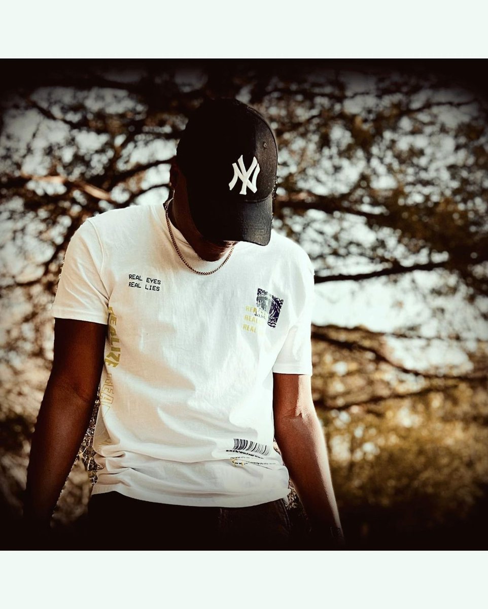 weliveit4life's tweet photo. #Repost @mister_nal
・・・
Vini n F on Quick Check🎶
Ann F on Drip Check 🎶
📸 : sarah.bureau 💙
#DripCheck🎧 #OTPOJ💿
Link in Bio☝🏾 https://t.co/igSpuqHjpM