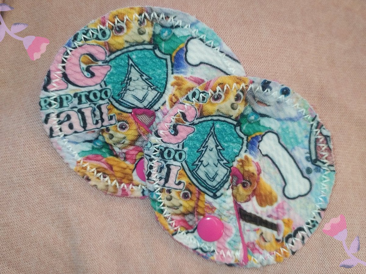 MVDesigns2's tweet photo. Buy 3 #gtubepad packs & get 1 free! Shop here: https://t.co/csgN9CPpPY @Etsy I'll be posting more prints later this week 💖🌸
~
#tubie #spoonie #medtwitter #mommyblogger #medicaljourney #medjourney #healthcaresupplies #healthcare #LPN #tubiepads #halloween #mickeybutton #baby https://t.co/1UVQaWvz3Y