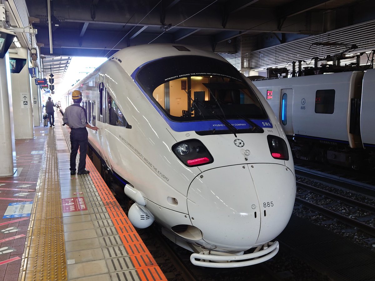 m_yukimasa0701's tweet image. 特急「かもめ」で長崎へ。