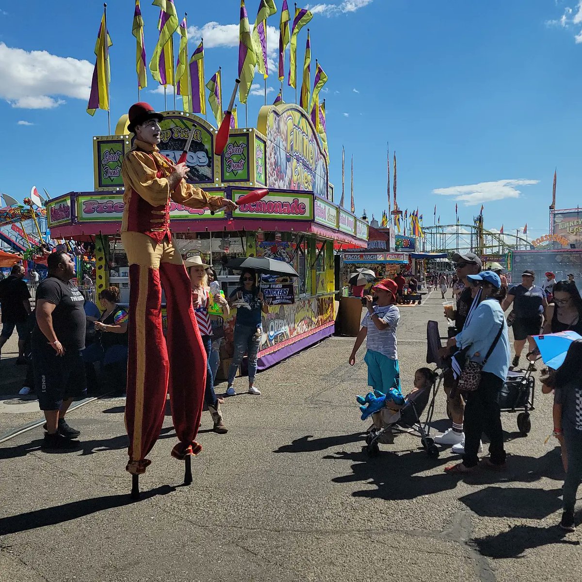 daybreakwarrior's tweet photo. Tyrique & I had an amazing day at the #NewMexicoStateFair! We saw a lot, we did a lot, & we ate a lot! Lol, time to head home! Happy Thursday, everyone!
#ExpoNM #ExpoNM2022 #NewMexicoStateFair2022 #ahóóhai https://t.co/xhyHV7iMtX