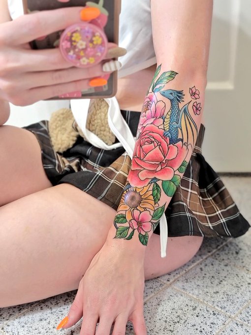 Nah I don't think you understand... I'm OBSESSED 💖 I go back in November to finish the underneath. Then