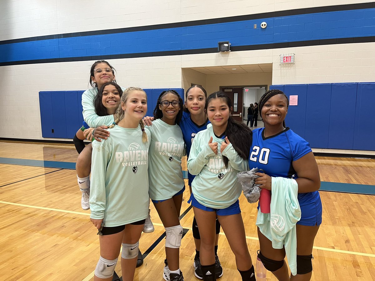 kerduncschae's tweet photo. #kryseesissy helping lead her team to a WIN!!!  Great job, Lady Ravens! @ELARwithMrsKey @terib05 @VogtislikeVote @DrAnthonyMS @ravens_anthony @CFISDAthletics @CyFairISD @ray_zepeda1 @SuptMarkHenry https://t.co/oMlz6VBGak