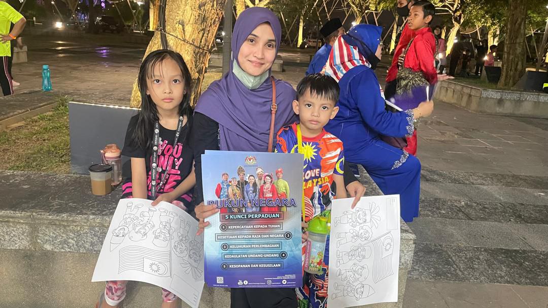 JaPenWPKL's tweet photo. #KomunikasiKita
#KeluargaMalaysiaTeguhBersama
#HKHM2022
#merdeka2022
#merdeka65
#KLCeria
#CMSWPKL https://t.co/HsuAQUnms1