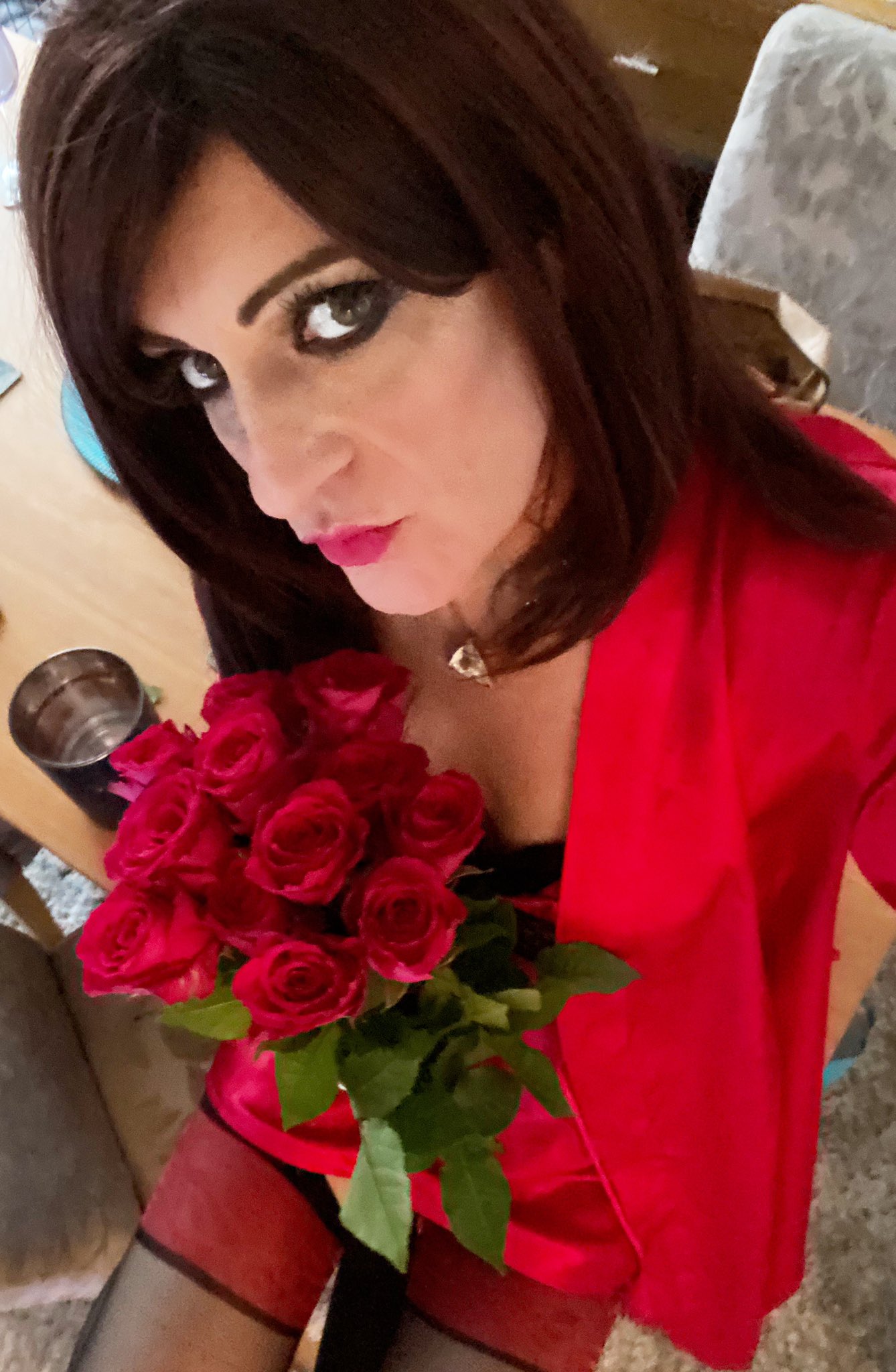 🇺🇦💖🌸 Shellytgirl 💖🌸 🔞 on Twitter "Roses are Red Violets are Blue bend