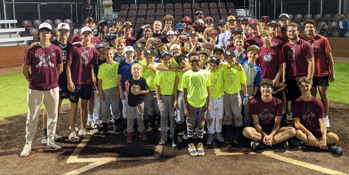 Had a blast this week with this great group of kids at our Future Senators Baseball Camp! They worked hard, listened, and had a blast. Can't wait for next year!

<a href="/SHSSenators/">Sparkman High School</a> <a href="/PrinChrisShaw/">Chris Shaw</a> <a href="/SparkmanAD/">Sparkman Athletics</a> <a href="/shsbaseballdc/">Sparkman Baseball Diamond Club</a> <a href="/jpudge11/">Jason Brewer</a>