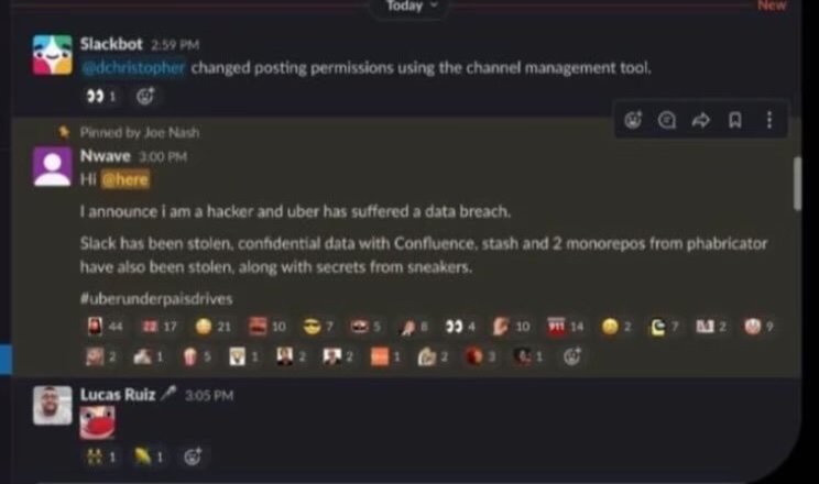 Mensagem do hacker anunciando o ataque pelo Slack