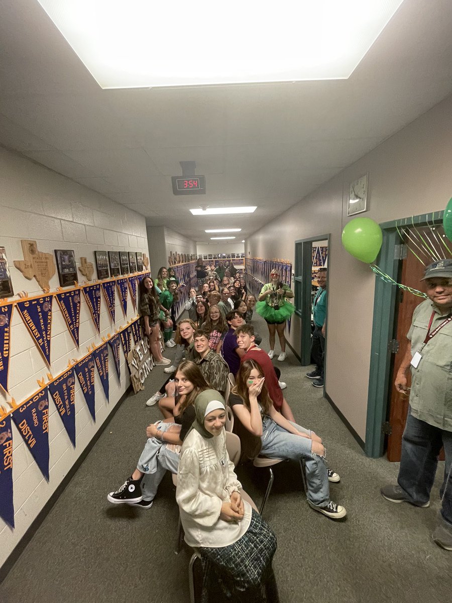 Cinco Ranch FFA (@cincoffa) on Twitter photo Fun afternoon for our CR FFA 1st Annual Greenhand camp!! We are so excited to see where these first year FFA members go this year & all the things they will accomplish! 💚 even Mr. Helmcamp & Mr. Peters got their hands painted too! #cpoe <a href="/cinco_school/">Cinco Ranch High School</a> Fun afternoon for our CR FFA 1st Annual Greenhand camp!! We are so excited to see where these first year FFA members go this year & all the things they will accomplish! 💚 even Mr. Helmcamp & Mr. Peters got their hands painted too! #cpoe <a href="/cinco_school/">Cinco Ranch High School</a>