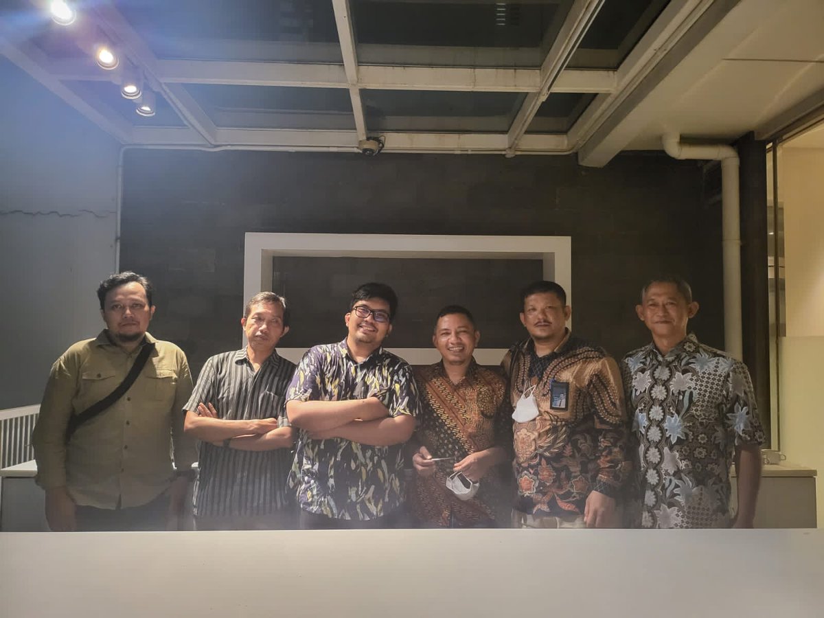 Yesterday smallholder working group with the one and only <a href="/dartowojtyla/">Mansuetus Darto</a> 😁