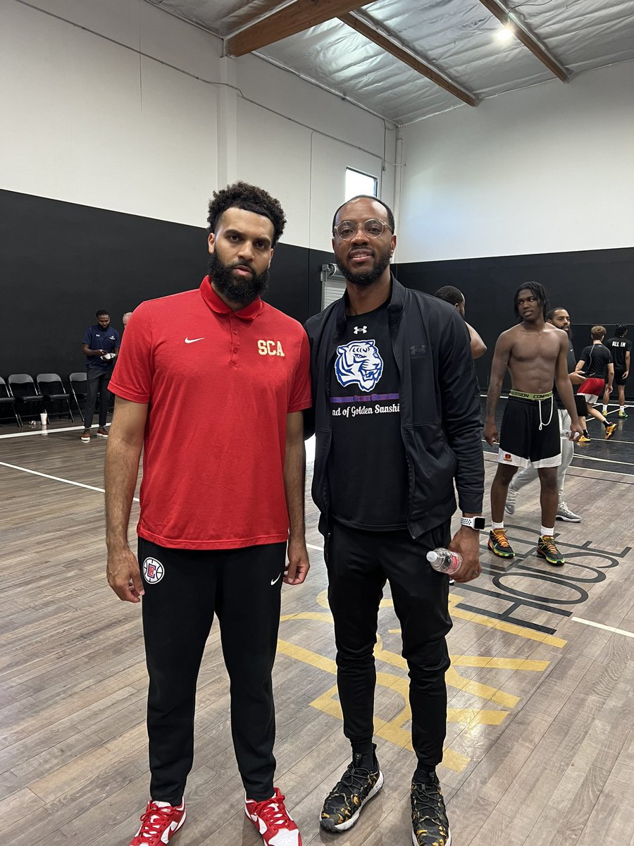 JuliusVElite0's tweet image. Another Head Coach that has been to practice: Brian “Penny” Collins (Tennessee St.) @SocalAcad