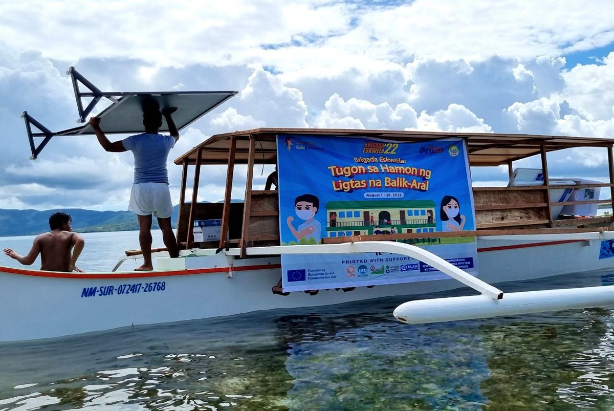 1_Arlynn's tweet photo. Ain't no island far enough in the #Philippines to support #children affected by #crises &amp; #disasters safely, adequately #BacktoSchool. @ECHO_Asia funds @ACCORD_Inc in ensuring #EducationInEmergencies. 

#EUhumanitarian #ChildProtection #Typhoon #MindanaoConflict https://t.co/PE12YIcSSS