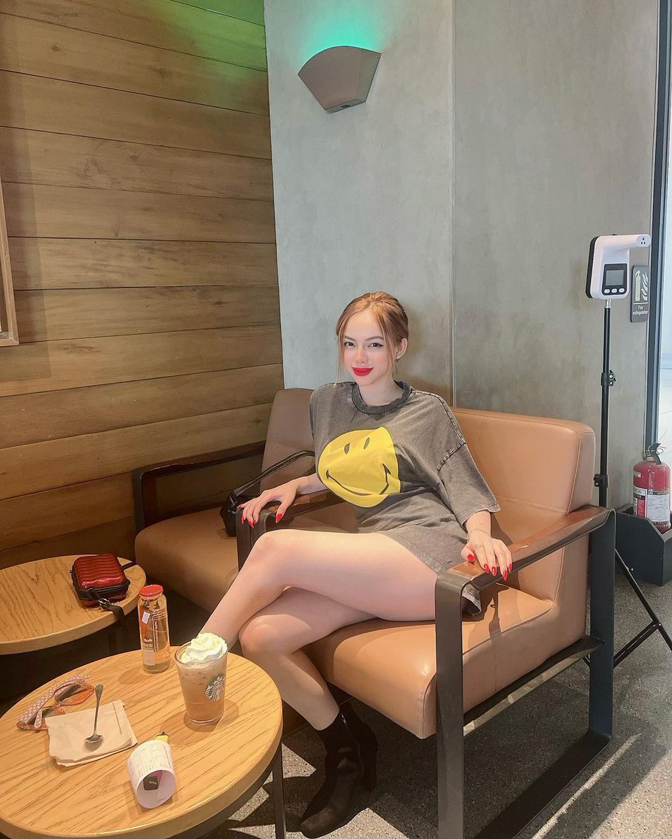 Iamainajane tweet media