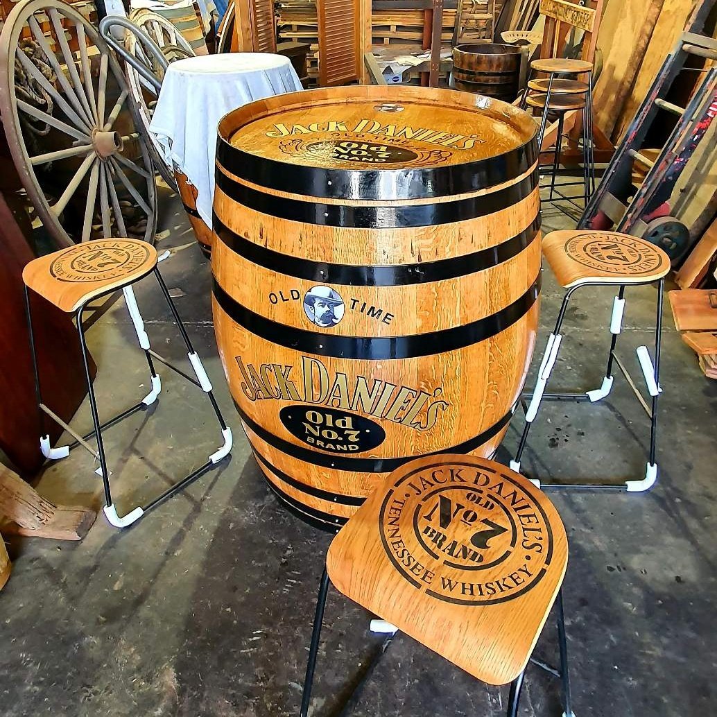 winebarrelz's tweet photo. 500L PolishedWine Barrel Set For Sale @winebarrelz https://t.co/k69VseGDjj