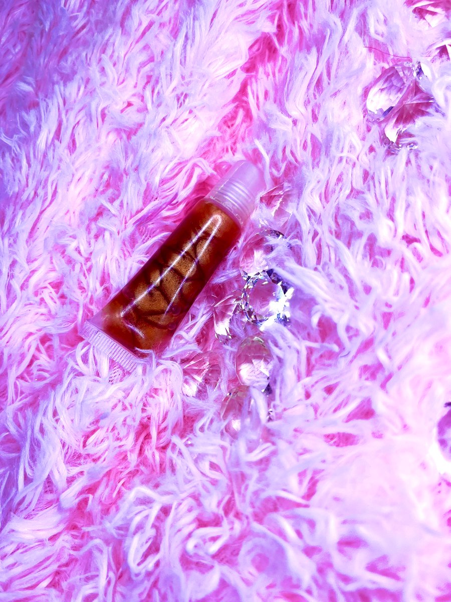 premium_ruby's tweet photo. Vegan Vixens STAND UP! This one’s for you🌸

Our options include the Golden Goddess Gloss, 420 Dreams Gloss, and the Pink Passion Gloss

#vegangloss #handmadeglosses #lipgloss #lipglosstubes #crueltyfreebeauty #crueltyfreecosmetics #organicgloss #lightgloss #glutenfreegloss https://t.co/gi76IN4b7K