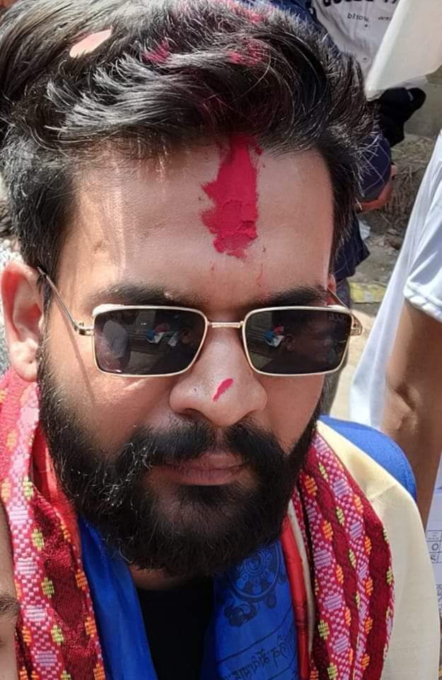 bijaydamase's tweet photo. अल्फा बिटाका अवैधानिक संरचनामा ढल्यो, फनपार्कले कर तिर्यो, भाटभटेनीले अन्डरपार्क खाली गर्यो, नर्भिक पनि गल्यो, सडकमा फुटपाथ हट्याे, टुकुचा खोला भेटियो ।
चमत्कार भैरहेको छ त ।
अब केकेमा चमत्कार हुदै जाने हो हेर्दै जाम ।
#Kathmandu #BalenShah #Dojar https://t.co/HkgY0Kf8fW