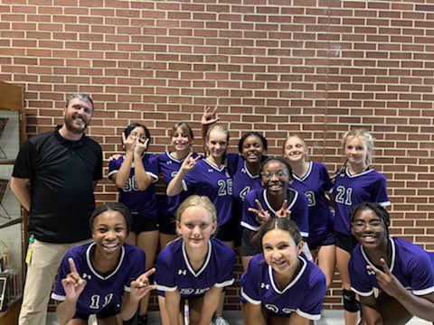 TMS_LadyHawks's tweet photo. May have an A, B, and C Team but we are all one team first! #ladyhawksrock #soaringtothetop #hawknation #timberview @KISDAthletics @TimberviewMS @Coach_Guadalupe @CoachMcCarty20 https://t.co/hDe7xdAujV