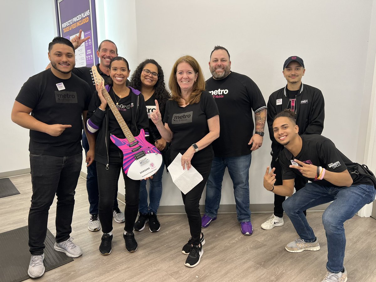 Davinia Simpson tweet media